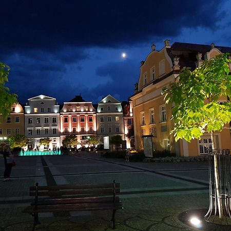 Apartament Przy Starówce - Bella Boleslawiec  Exterior foto